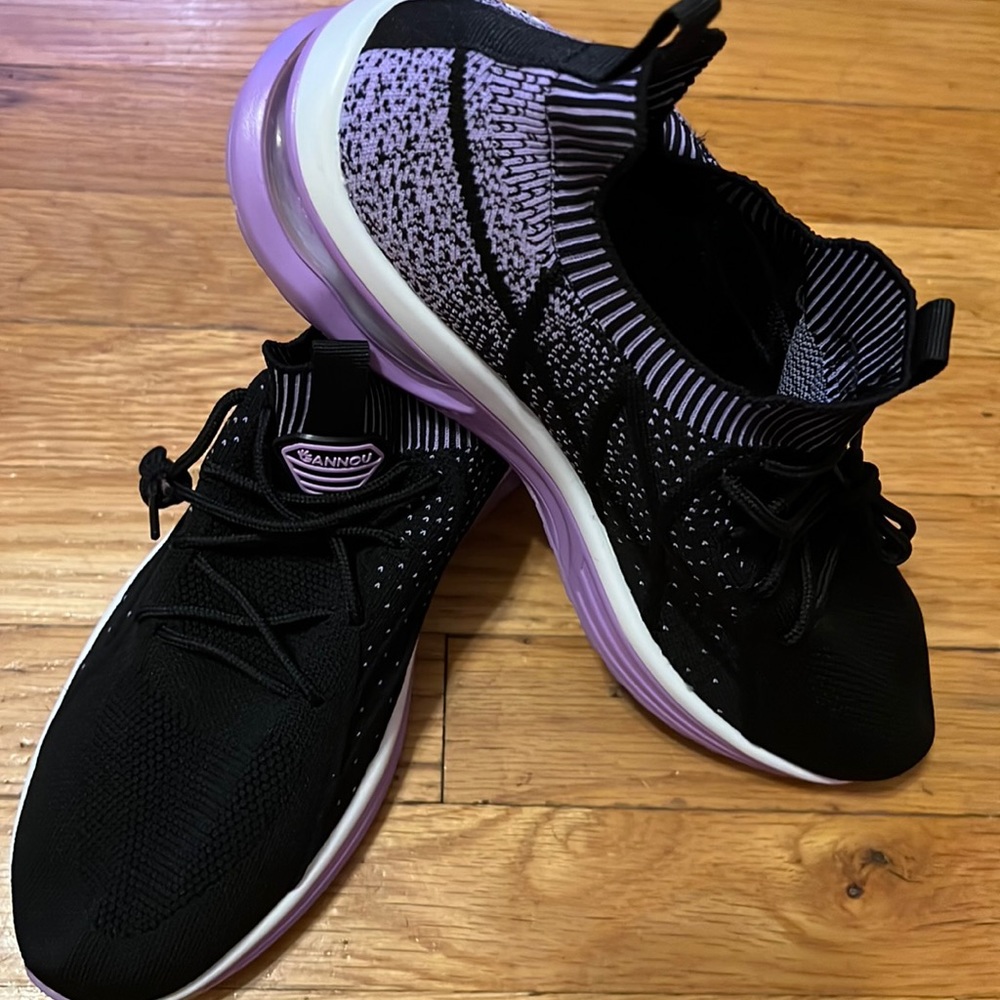 Women air athletic running shoes. sports jogging tennis slip on walking sneaker